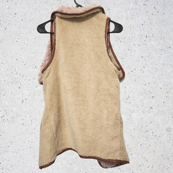 Simply Southern Collection Faux Sherpa Reversible Vest Size M - Picture 2 of 7